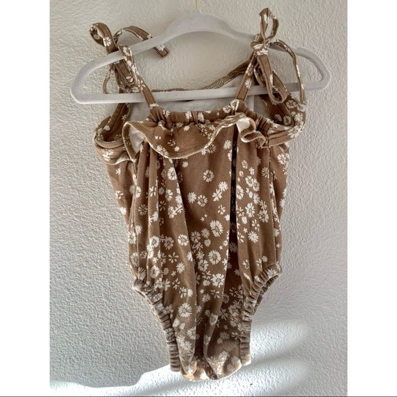 Jamie Kay Rompers Bundle - Picture 4 of 16